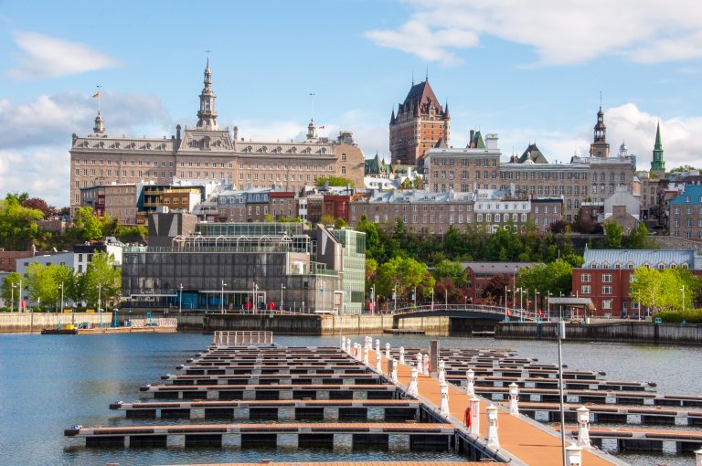 Les quartiers historiques de la Basse-Ville. Endroit visité lors des tours de vélo privés à Québec