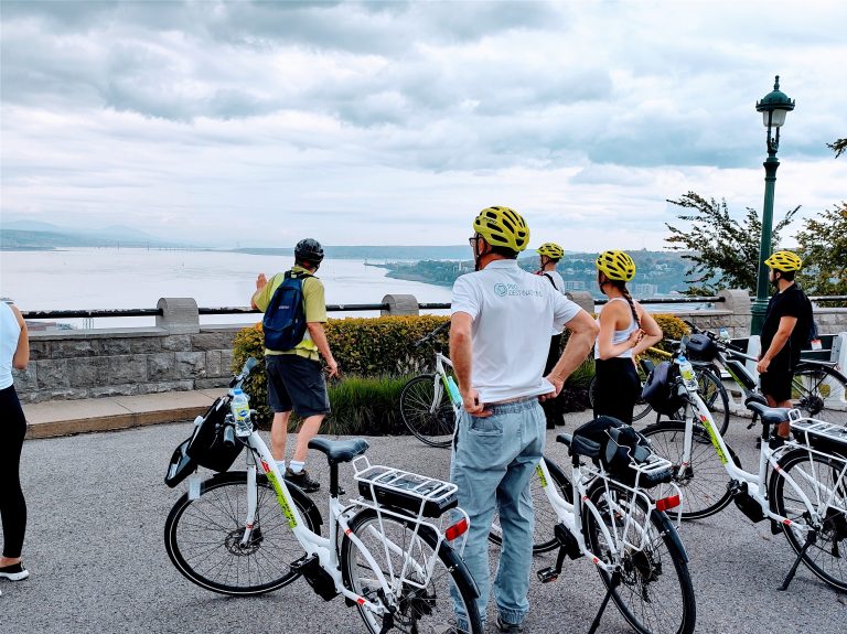 Tour guidé à vélo Traversier et anses de Lévis, Québec
