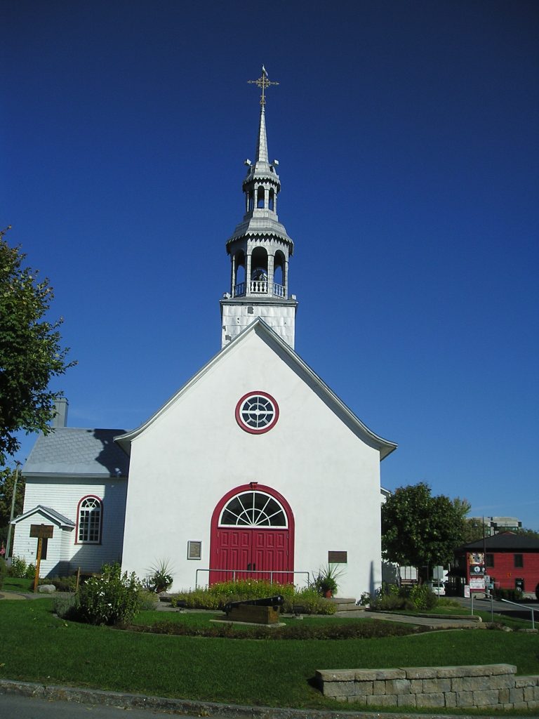 Wendake chapel, a bike destination from Québec City
