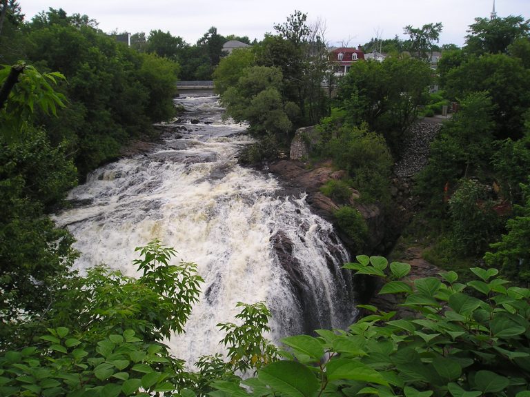 Kabir-Kouba Falls
