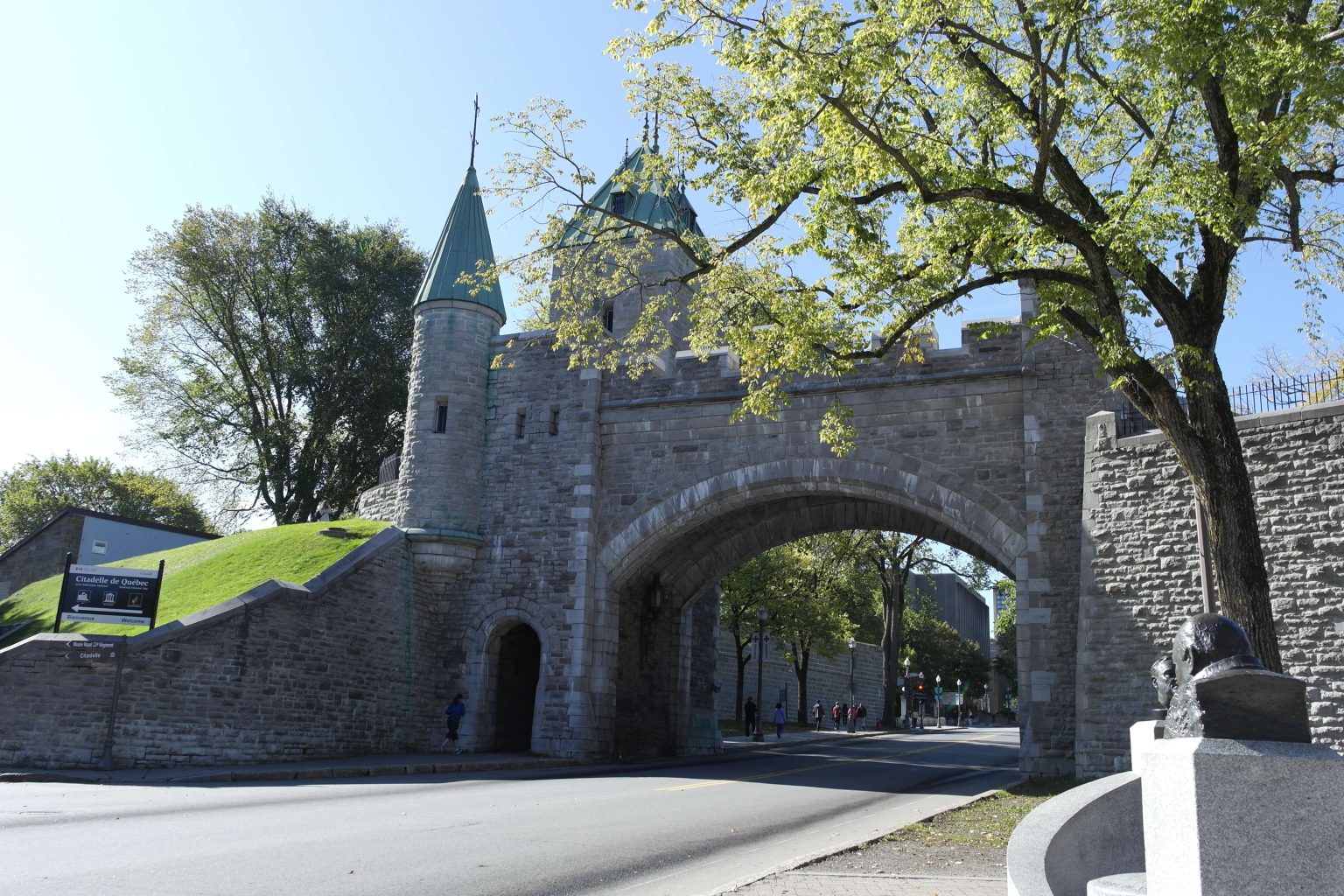 Porte St-Louis